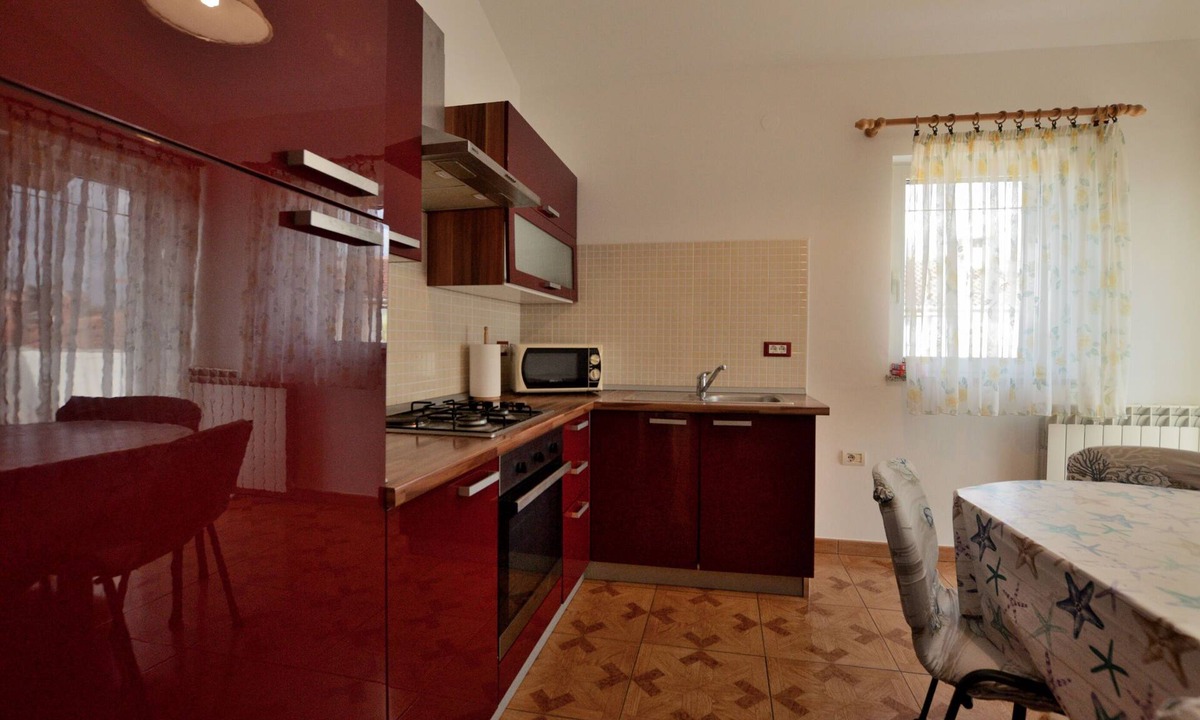 Babici Apartment | Apartments Emil (99021-A1) - Umag