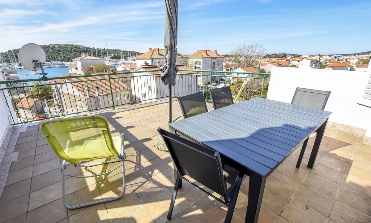 Rogoznica Apartment | Apartments Ercegović (20551-A2) - Rogoznica