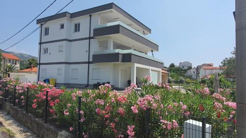 Palit Apartment | Apartments Erdgeschoss Villa Casper
