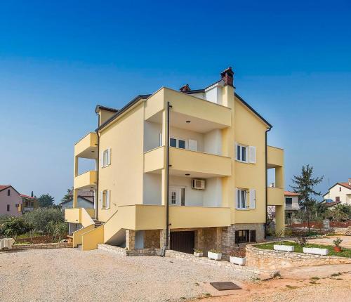 Lovrecica Apartment | Apartments Goltes