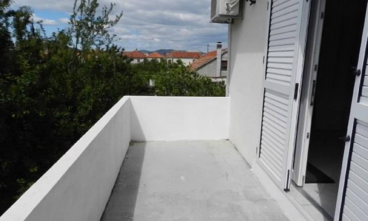 Susica Apartment | Apartments Emil (25881-A2) - Murter - island Murter