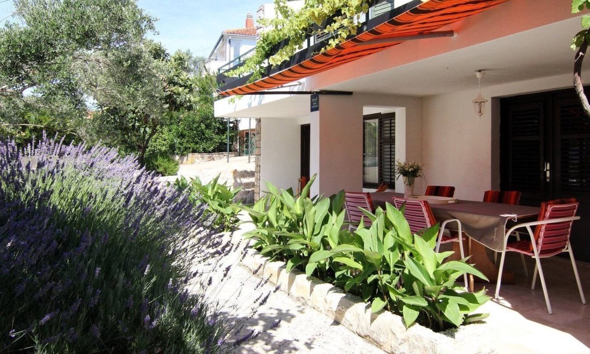 Vrboska Apartment | Apartments Emily (103701-A5) - Vrboska - island Hvar