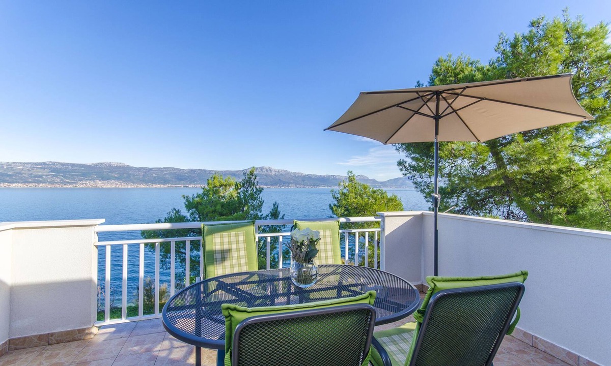 Slatine Apartment | Apartments Jadranka (41101-A1) - Slatine (Ciovo)