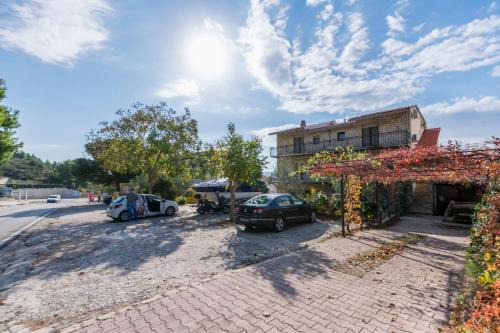 Tice Apartment | Apartments Mario