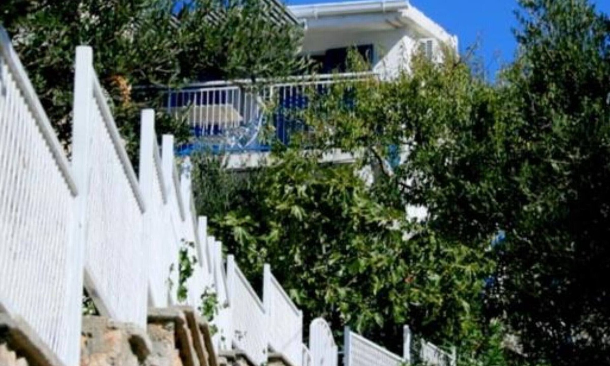Kaprije Apartment | Apartments Mediterraneo Blues - Two bedroom apartment with sea view (Lavanda)