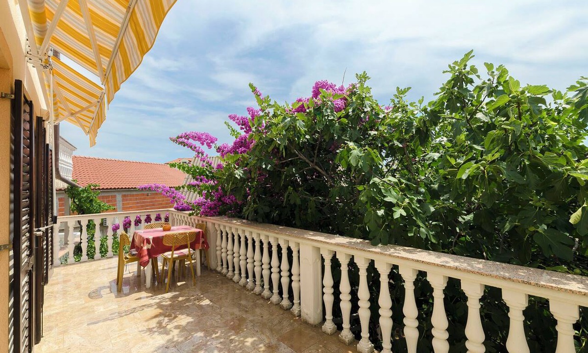 Vodice Apartment | Apartments Miljenka (26301-A2) - Vodice
