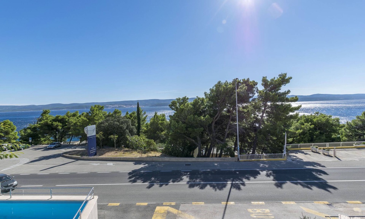 Ruskamen Apartment | Apartments Mirko (57381-A6) - Lokva Rogoznica