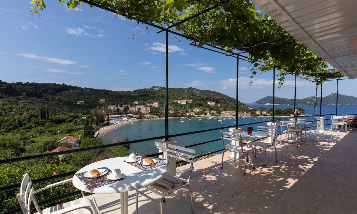 Kolocep Island Apartment | Apartments Miskovic - Studio Apartment with Balcony and Sea View (East)