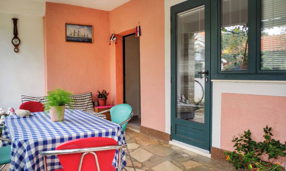 Rogoznica Apartment | Apartments Nives (24421-A1) - Rogoznica