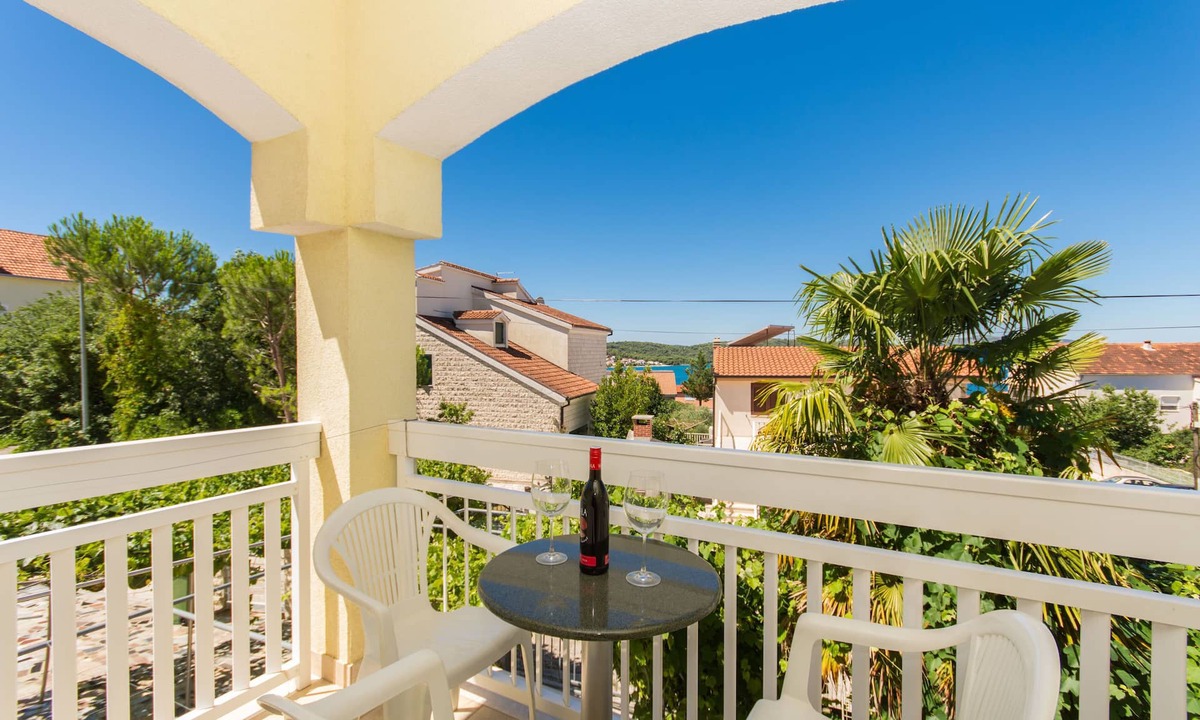 Okrug Gornji Apartment | Apartments Pero (55271-A2) - Okrug Gornji (Ciovo)