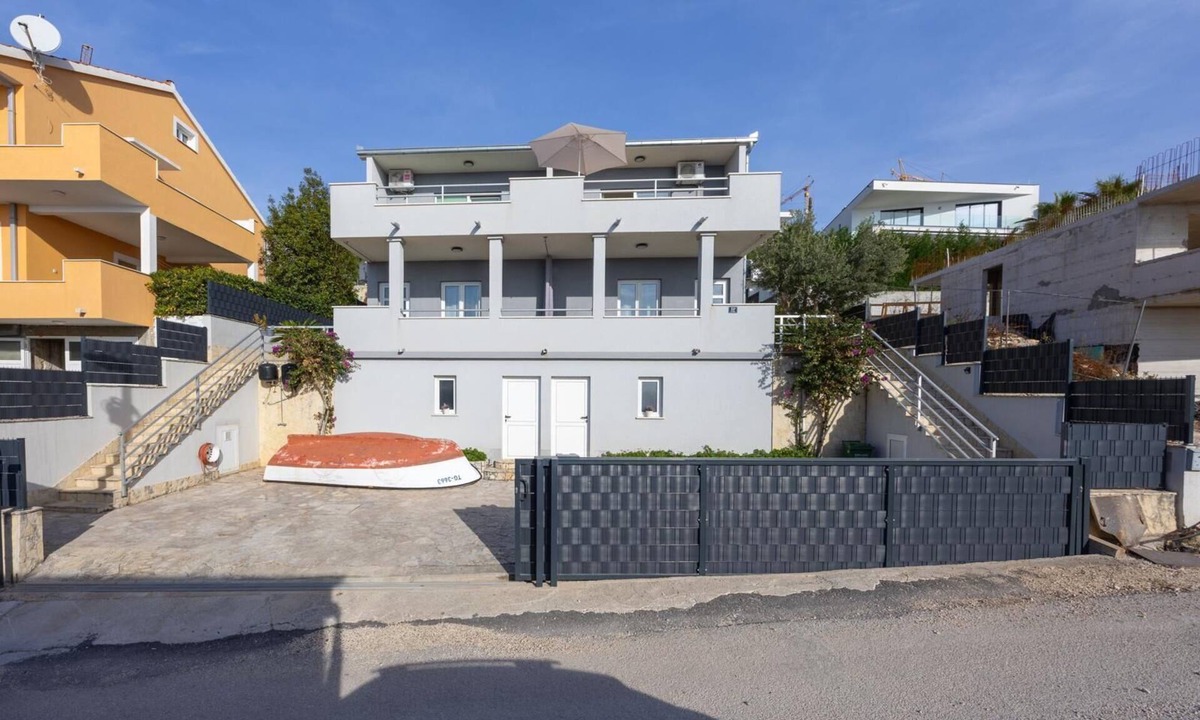 Businci Apartment | Apartments Rajčić (122411-A2) - Okrug Gornji (Ciovo)