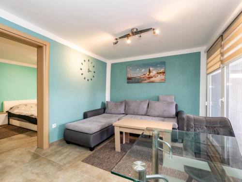 Donji Karin Apartment | Apartments Robi & Kristina - One Bedroom Apartment with Terrace A3