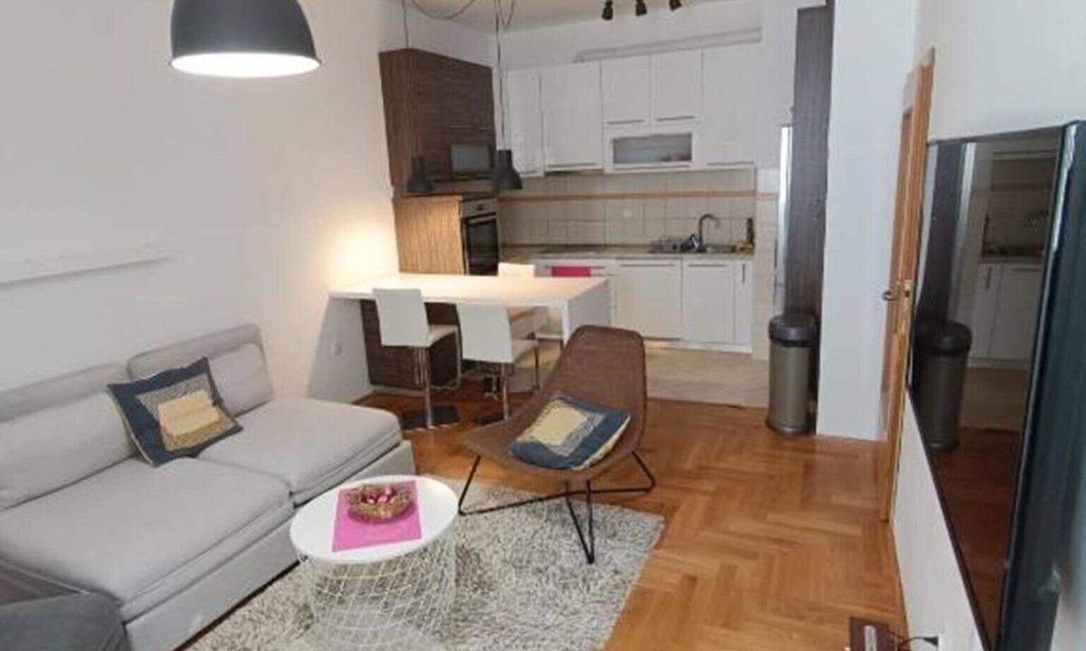 Trebinje Apartment | Apartments Romana - One Bedroom Apartment with Balcony