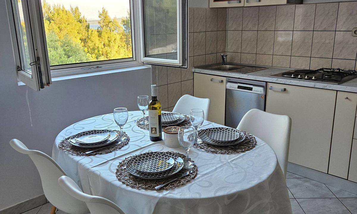 Island Hvar Apartment | Apartments Sea and Pine