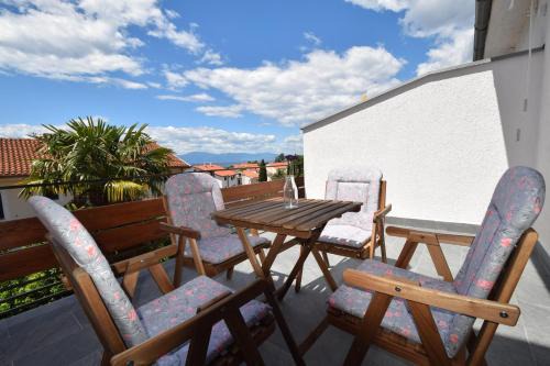 Malinska Apartment | Apartments Vera