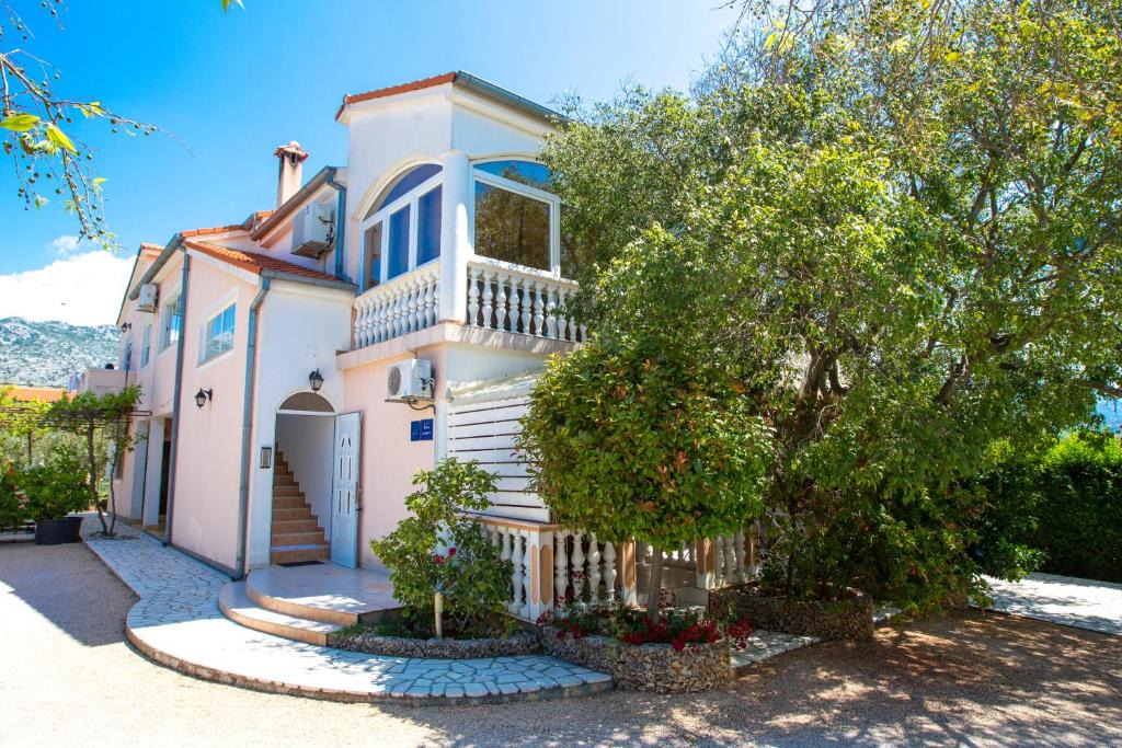 Seline Apartment | Apartments Vesela
