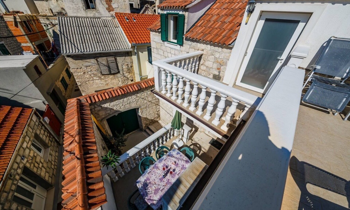Kastel Novi Apartment | Apartments Villa Mirakul (10847-A3) - Kastel Novi