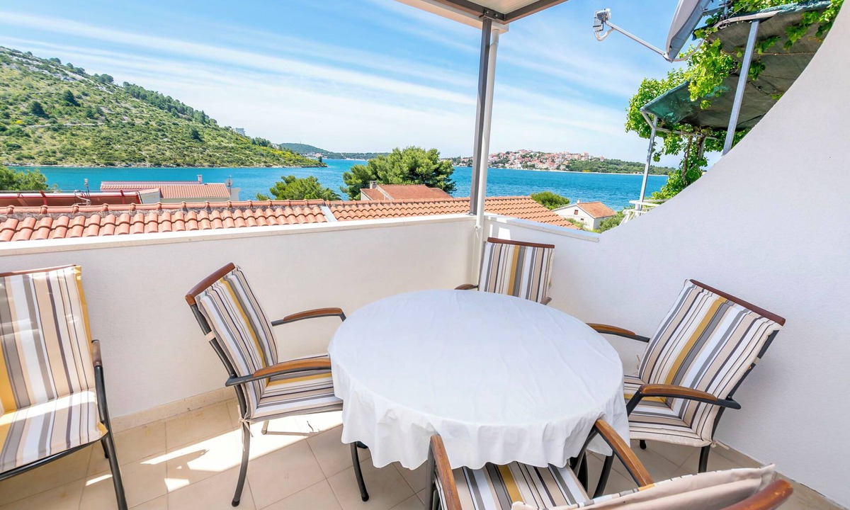 Podglavica Apartment | Apartments Vinčić (49931-A3) - Rogoznica