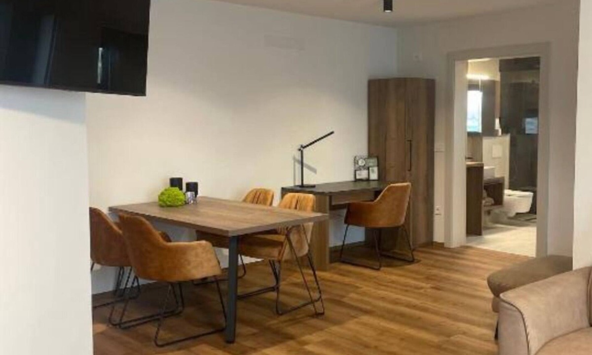 Hajdina Apartment | Apartments Wally - Two-Bedroom Deluxe Apartment with Balcony