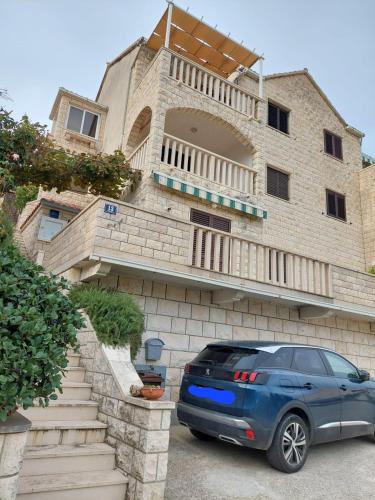 Postira Apartment | Apartments with parking space Postira, Brac - 700