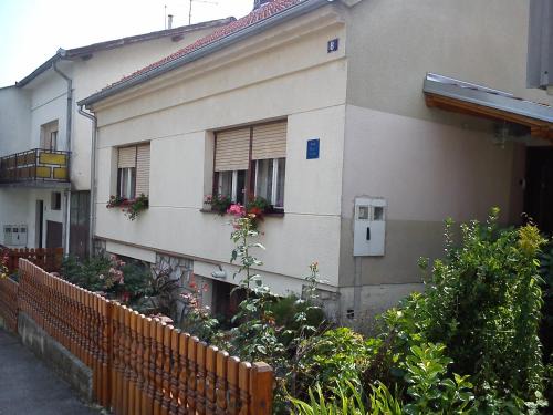 Daruvar Apartment | Apartments with WiFi Daruvar, Bjelovarska - 17093