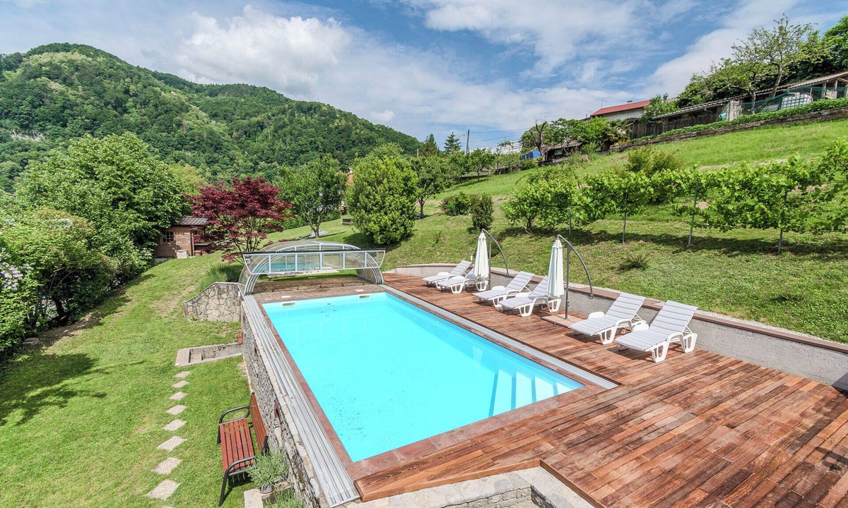 Most na Soci Apartment | Arena - spacious apartment with a swimming pool in the beautiful Most na Soci