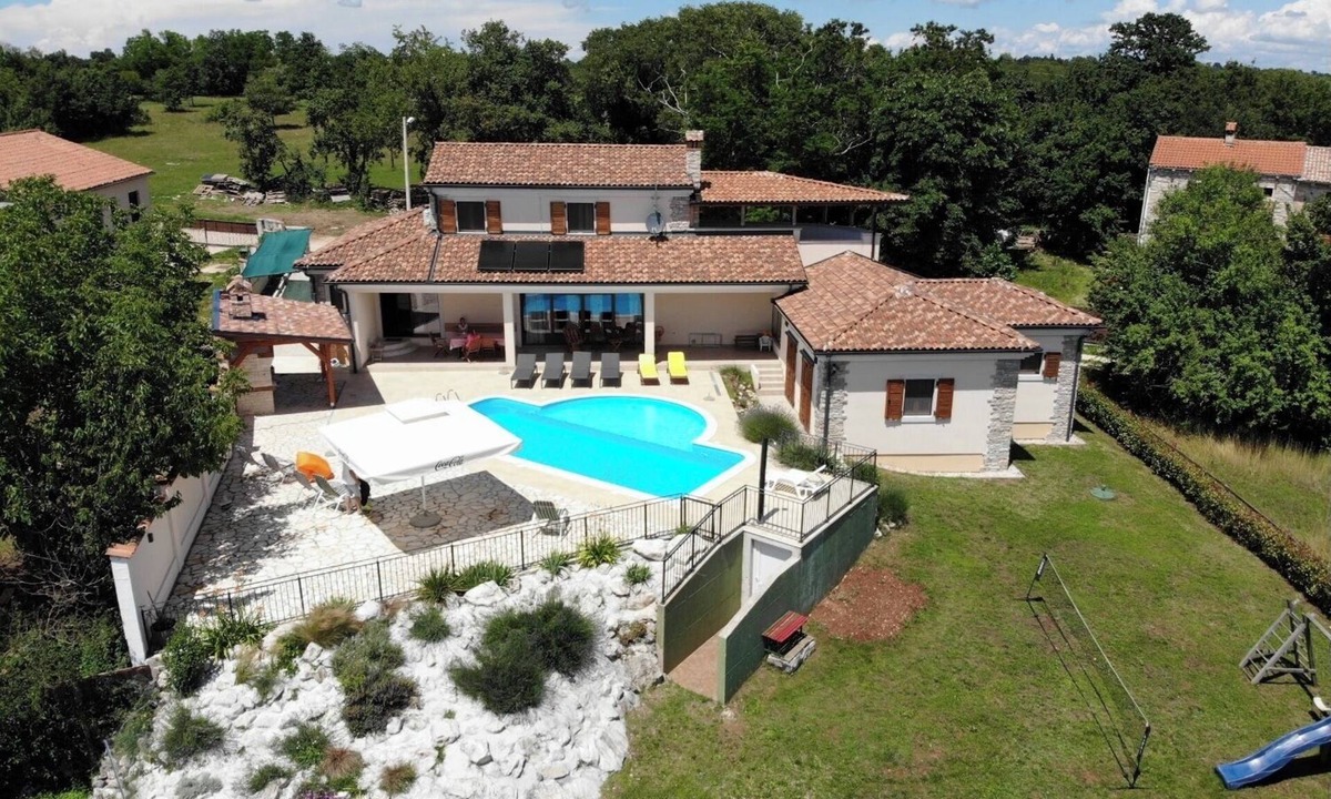 Gradisce Villa | Arton Villa with heated pool in the heart of green Istria