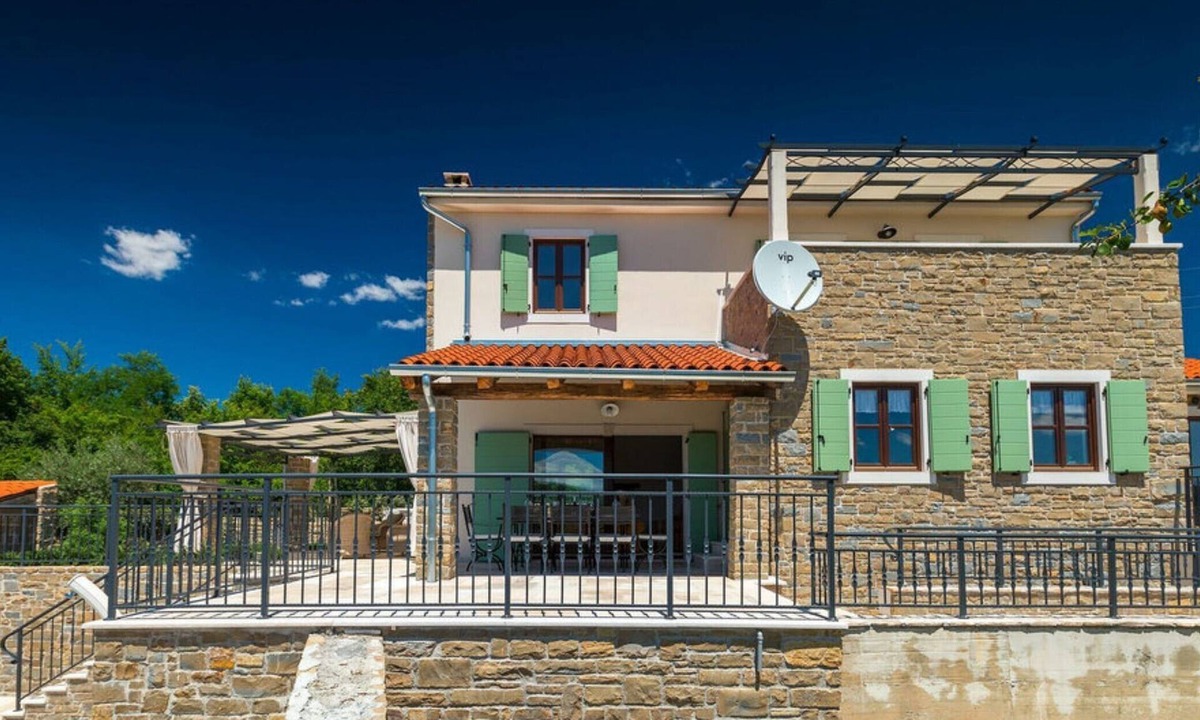 Bartolici Villa | Authentic Villa Banić - Four Bedroom Villa With Pool