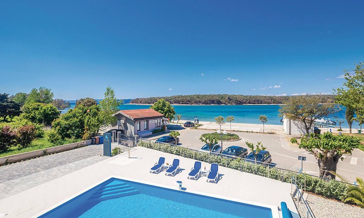 Punat Apartment | Awesome apartment in Punat with WiFi