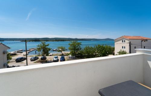 Turanj Apartment | Awesome Apartment In Turanj With Wifi