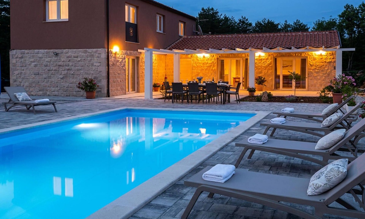 Grubine House | Awesome home in Grubine