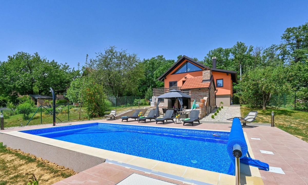 Kapela House | Awesome home in Kapela