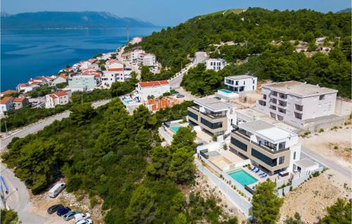 Komarna House | Awesome Home In Komarna