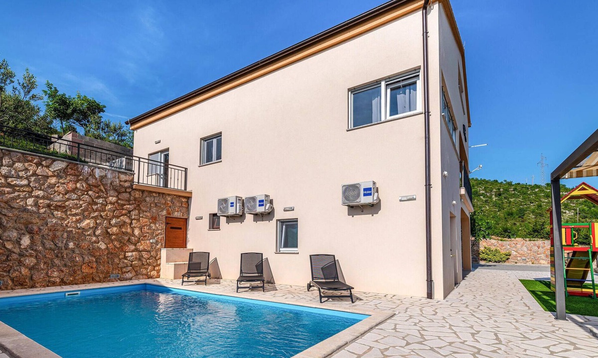 Rovanjska House | Awesome home in Modric