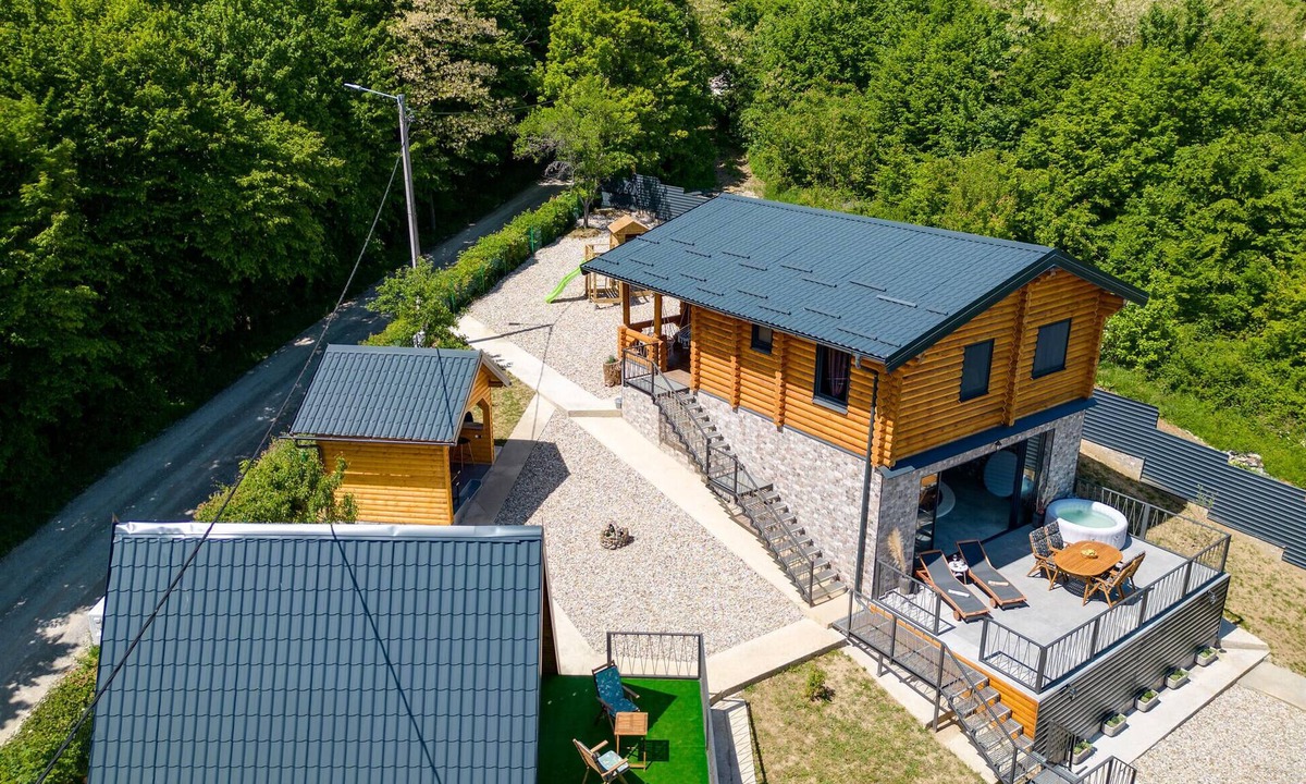 Petrinja House | Awesome home in Petrinja with sauna