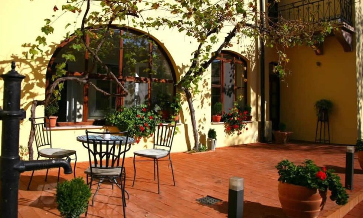 Osijek Bed & Breakfast | B&B Maksimilian