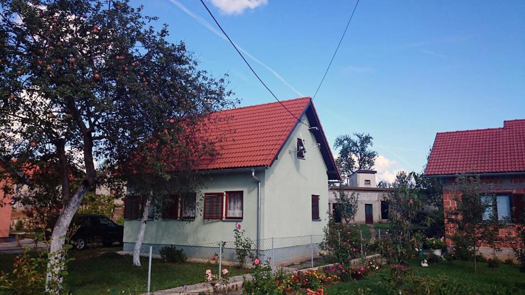 Gospic House | Bakina kućica - Grandma's cottage