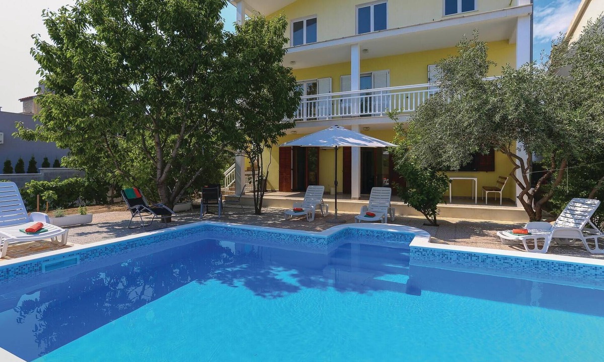 Kastel Novi House | Beach front home in Kastel Novi