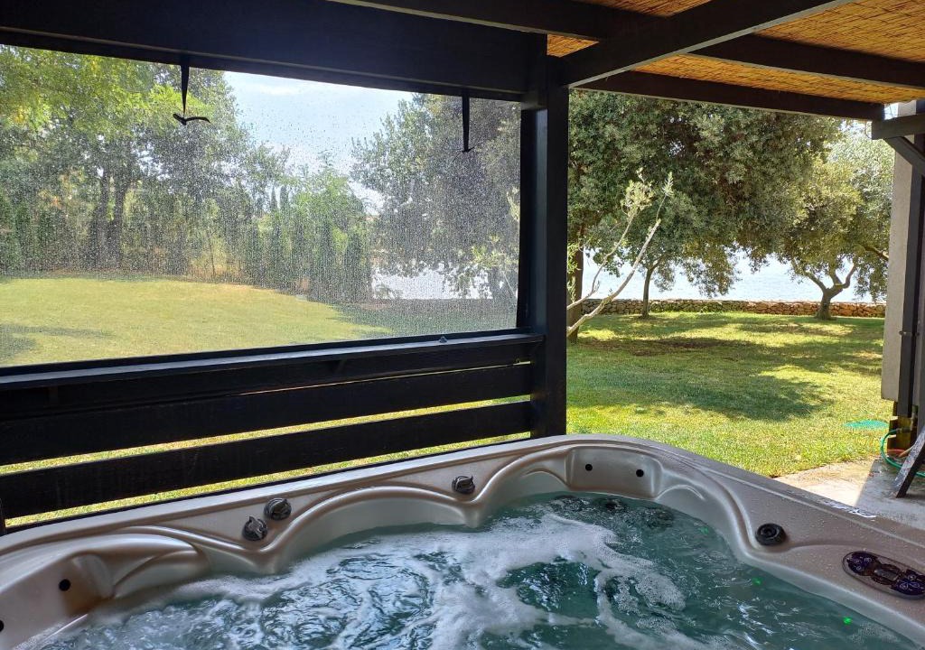 Pomer House | Beach House IVE, romantic escape with jacuzzi, pool & olive grove charm in Pomer, Istria