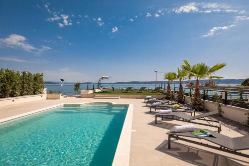 Kastel Stari Villa | Beachfront Villa Anemona with Pool