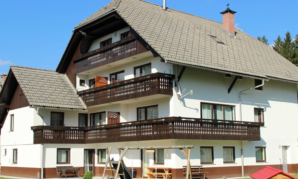 Bohinjska Bistrica Apartment | Beautiful Apartment in Bohinjska Bistrica near Forest