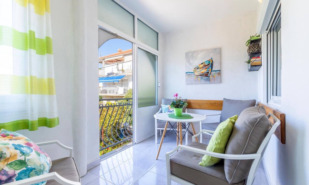 Kastel Stari Apartment | Beautiful apartment in Kastel Stari