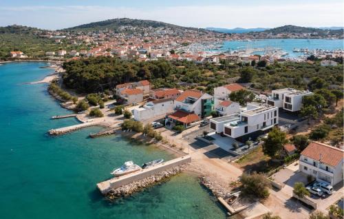 Susica Apartment | Beautiful Apartment In Betina With Wifi