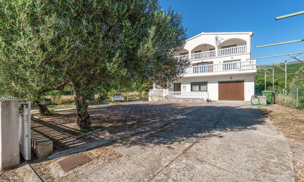 Krusevo Apartment | Beautiful apartment in Krusevo with WiFi