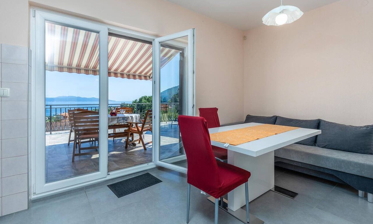 Opric Apartment | Beautiful apartment in Lovran with house sea view