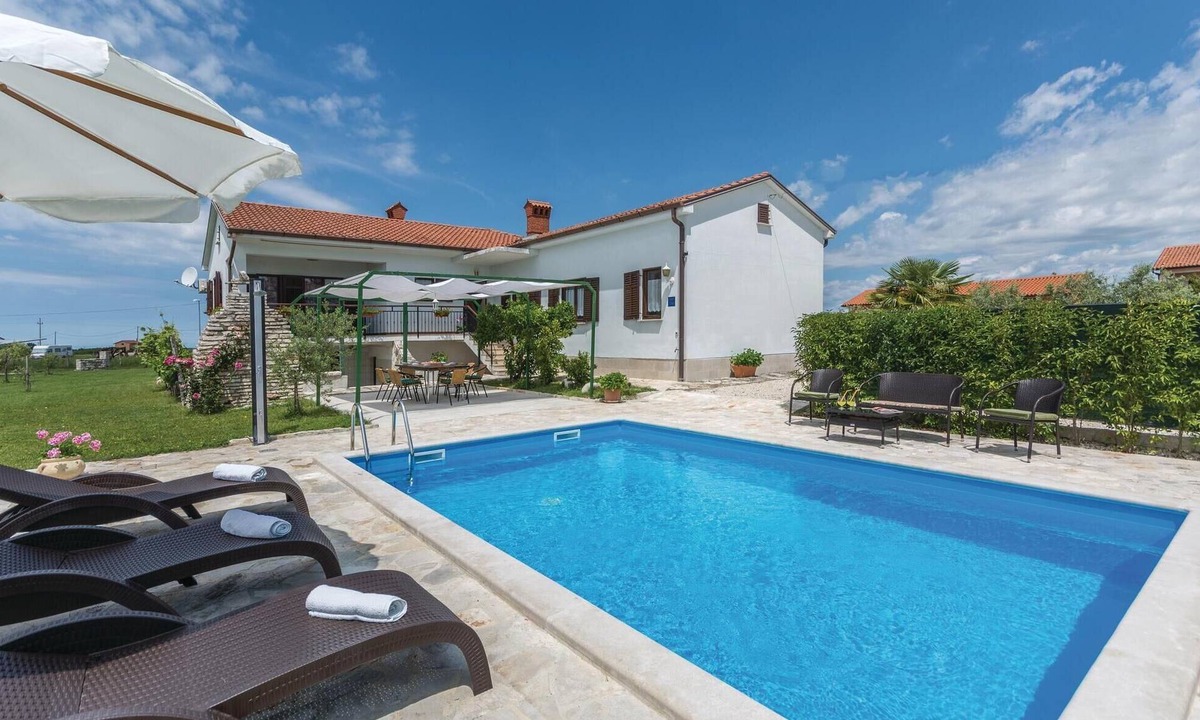 Nova Vas House | Beautiful home in Brtonigla
