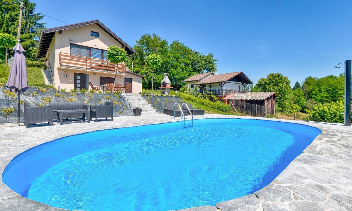 Sveti Juraj na Bregu House | Beautiful home in Dragoslavec