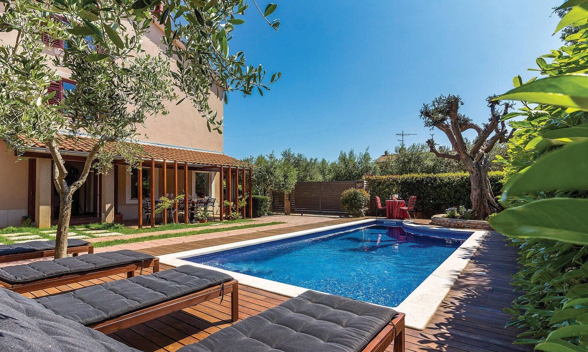 Sisan House | Beautiful home in Pula