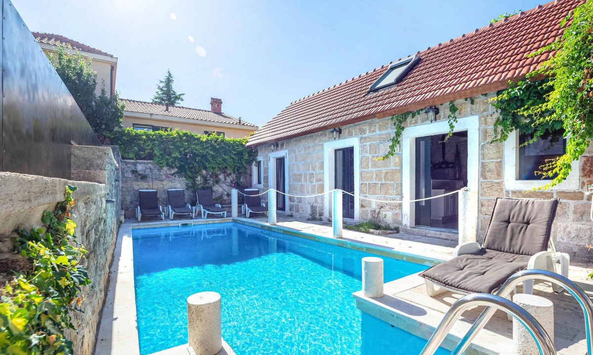 Sinj House | Beautiful home in Sinj
