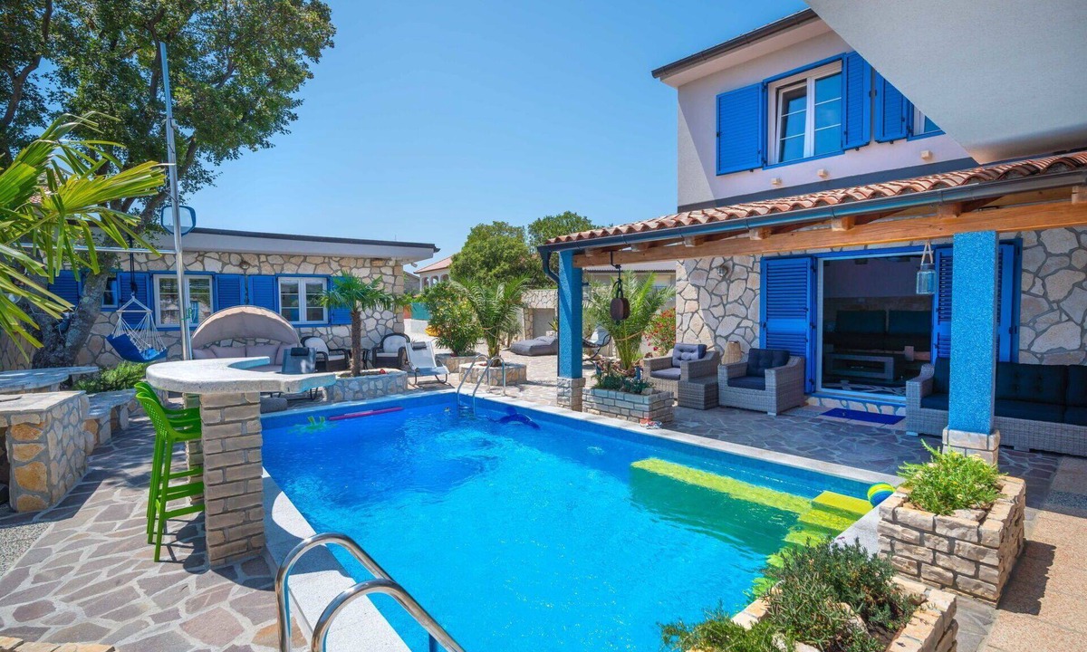 Novi Vinodolski Villa | Beautiful private villa for 8 people with hot tub, WIFI, private pool, A/C, TV and terrace